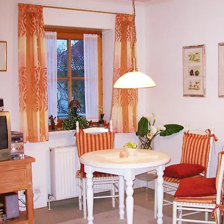Ferienwohnung Andrea Бад-Бирнбах